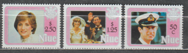 PARA KRÓLEWSKA NIUE MI.471-473**