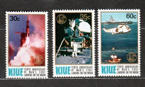 LOT W KOSMOS NIUE MI.260-262**
