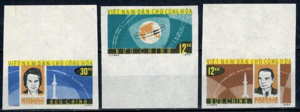 LOT W KOSMOS WIETNAM MI.298-300U**
