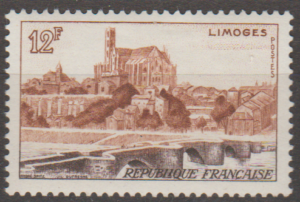 ARCHITEKTURA FRANCJA MI.1045**