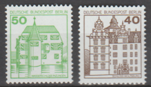 ARCHITEKTURA  BERLIN MI.614-615**