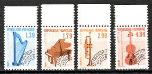 INSTRUMENTY MUZYCZNE FRANCJA MI.2739-2742**