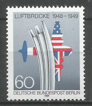 LOTNICTWO BERLIN MI.842**