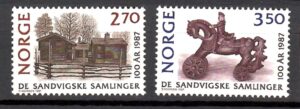 ARCHITEKTURA NORWEGIA MI.971-972**