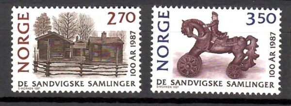 ARCHITEKTURA NORWEGIA MI.971-972**