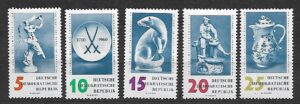 PORCELANA DDR MI.774-778**