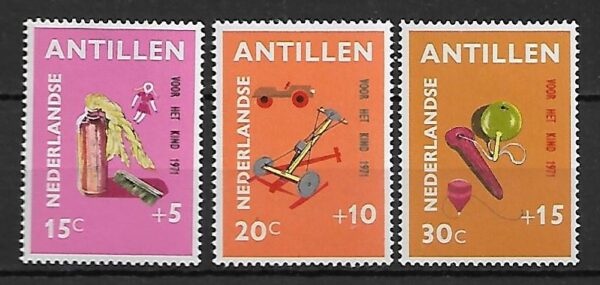 DZIEŃ DZIECKA ANTYLLE HOLENDERSKIE MI.236-238**