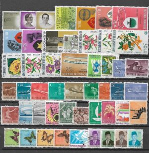 ZESTAW ZNACZKÓW INDONEZJA NR 7