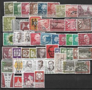 ZESTAW ZNACZKÓW BERLIN NR 6