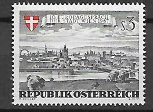 ARCHITEKTURA AUSTRIA MI.1241**