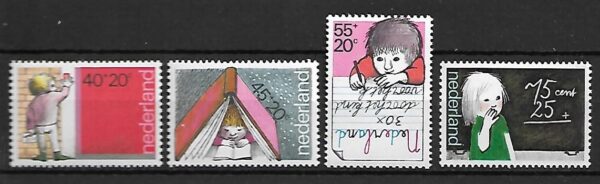 DZIEŃ DZIECKA HOLANDIA MI.1128-1131**