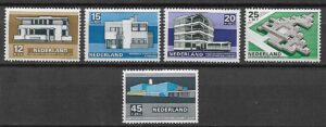 ARCHITEKTURA HOLANDIA MI.915-919**