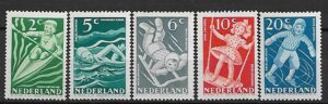 DZIEŃ DZIECKA HOLANDIA MI.511-515**