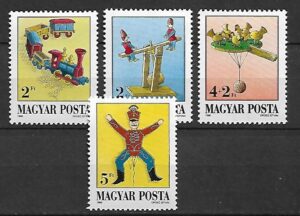 ZABAWKI WĘGRY MI.3978-3981**