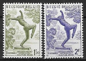 POMNIK BELGIA MI.1018-1019**
