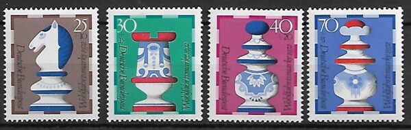 SZACHY RFN MI.742-745**