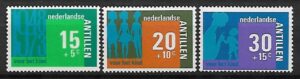 DZIEŃ DZIECKA ANTYLLE HOLENDERSKIE MI.274-276**