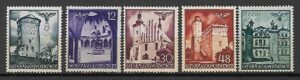 ARCHITEKTURA FI.66-70**GG