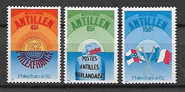 WYSTAWA FILATELISTYCZNA ANTYLLE HOLENDERSKIE MI.474-476**