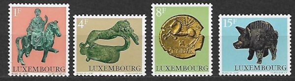 SZTUKA LUXEMBURG MI.858-861**