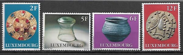 SZTUKA LUXEMBURG MI.924-927**