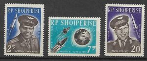 LOT W KOSMOS ALBANIA MI.727-729**