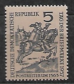 DZIEŃ ZNACZKA DDR MI.600**