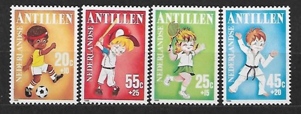 DZIEŃ DZIECKA ANTYLLE HOLENDERSKIE MI.596-599**