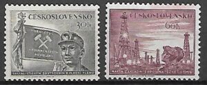 ROBOTNICY CZECHOSŁOWACJA MI.821-822**