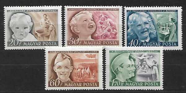 DZIEŃ DZIECKA WĘGRY MI.1101-1105**