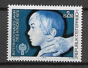 DZIEŃ DZIECKA AUSTRIA MI.1597**