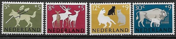 ZWIERZĘTA HOLANDIA MI.818-821**