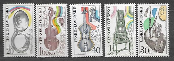 INSTRUMENTY MUZYCZNE CZECHOSŁOWACJA MI.2203-2207**