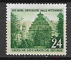 UNIWERSYTET  DDR MI.318**