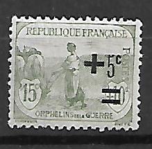 SIEROTY WOJENNE FRANCJA MI.146**