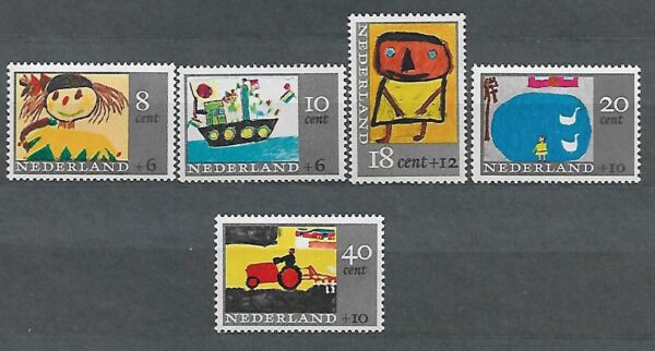 DZIEŃ DZIECKA HOLANDIA MI.850-854**