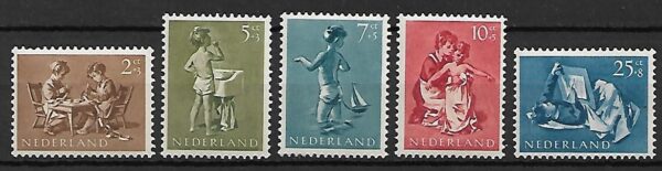 DZIEŃ DZIECKA HOLANDIA MI.649-653**