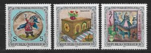 FOLKLOR AUSTRIA MI.2073-2075**