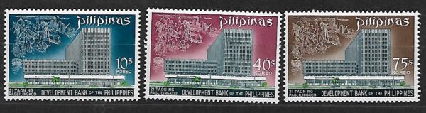 ARCHITEKTURA FILIPINY MI.892-894**