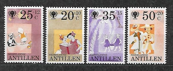 DZIECI  ANTYLLE HOLENDERSKIE MI.401-404**