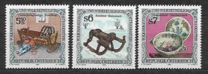 FOLKLOR AUSTRIA MI.2115-2117**