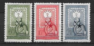 DZIEŃ ZNACZKA WĘGRY MI.1201-1203**