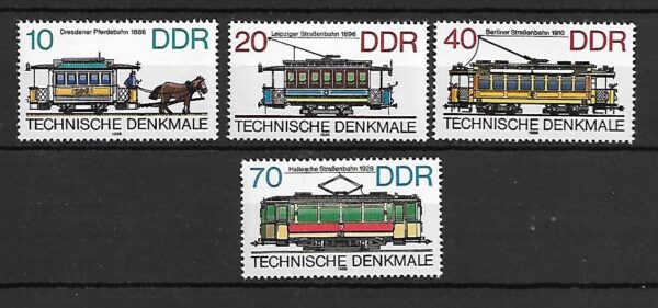 TRAMWAJE DDR MI.3015-3018**