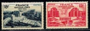 ARCHITEKTURA FRANCJA MI.828-829**