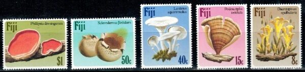 GRZYBY FIJI MI.494-498**
